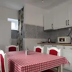 Konukevi Timbi Vendeghaz
