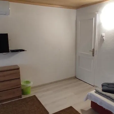 بيت ضيافة Timbi Vendeghaz