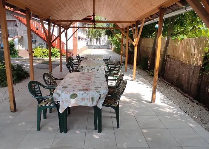 בית הארחה Timbi Vendeghaz פוניארצוושהג'