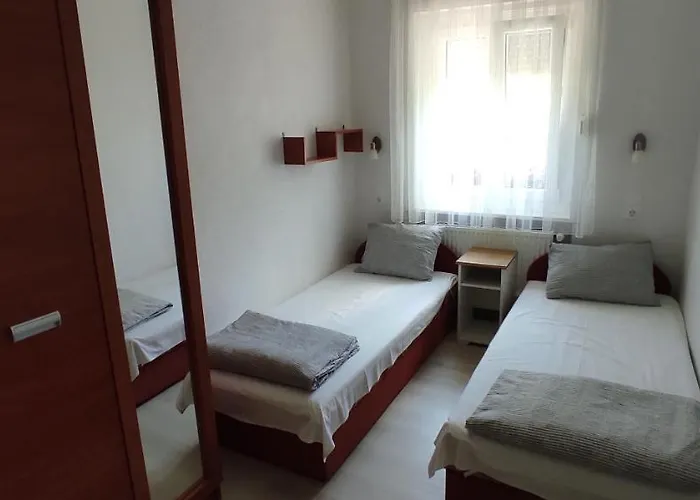 בית הארחה Timbi Vendeghaz פוניארצוושהג'