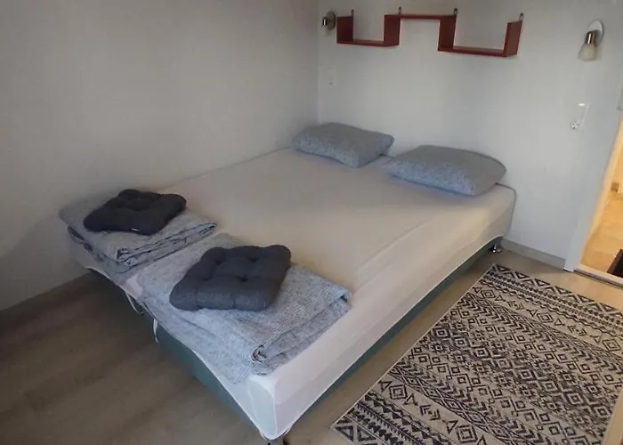 Timbi Vendeghaz פוניארצוושהג'