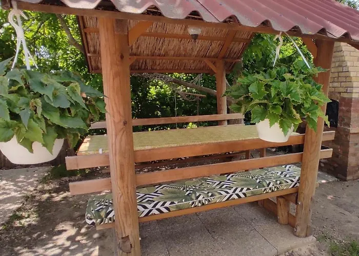 בית הארחה Timbi Vendeghaz פוניארצוושהג'