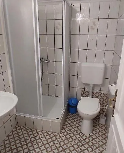 Timbi Vendeghaz בית הארחה פוניארצוושהג'